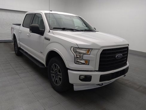 Used 2017 Ford F150 XLT w/ Equipment Group 302A Luxury AWD/4WD image 13