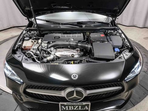 Used 2022 Mercedes-Benz CLA 250 image 28