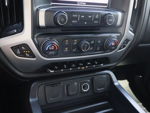 Used 2017 GMC Sierra 1500 SLT AWD/4WD image 19