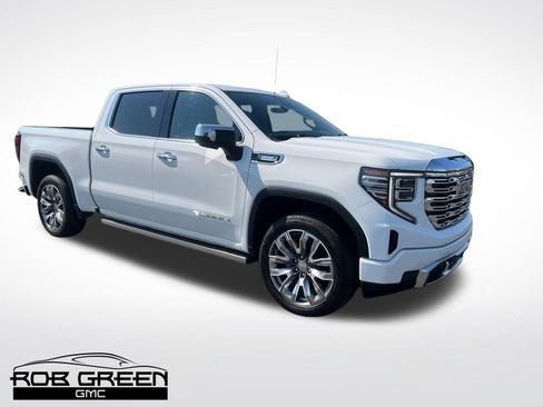 Used 2024 GMC Sierra 1500 Denali w/ Denali Reserve Package AWD/4WD image 1