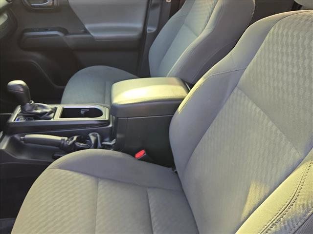 Used 2022 Toyota Tacoma SR w/ SR Convenience Package RWD image 15