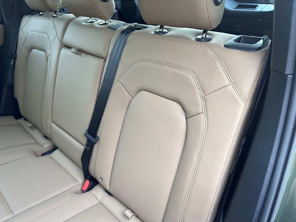 New 2026 Land Rover Defender 110 S AWD/4WD image 14