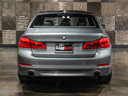 Used 2017 BMW 530i RWD image 9