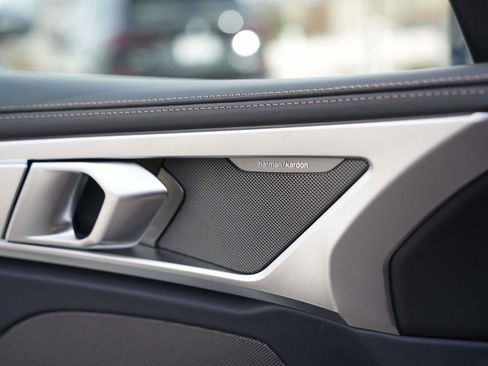 Used 2025 BMW M850i xDrive Convertible image 22