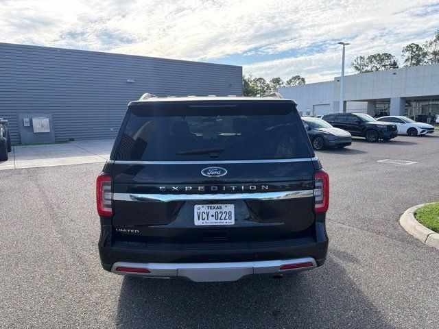 Used 2024 Ford Expedition Limited RWD image 6