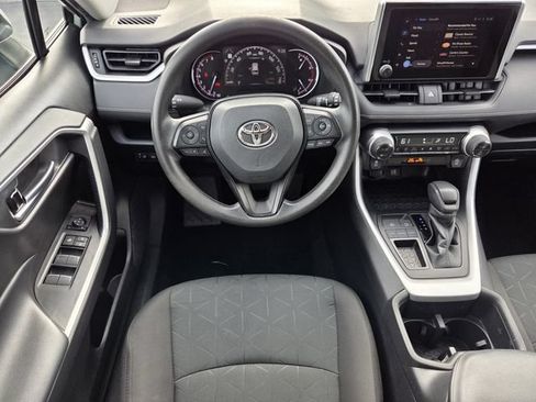 Used 2023 Toyota RAV4 XLE FWD image 12