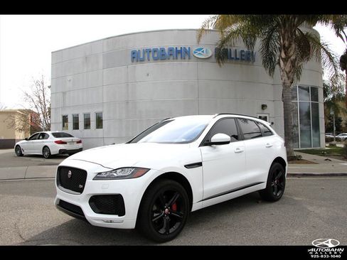 Used 2018 Jaguar F-PACE S AWD/4WD image 1