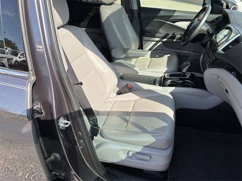 Used 2019 Honda Ridgeline RTL-E image 36