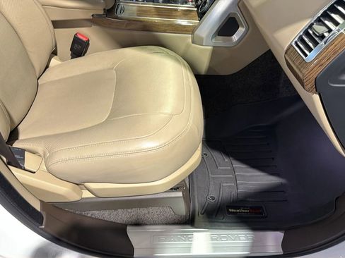 Used 2019 Land Rover Range Rover HSE AWD/4WD image 34