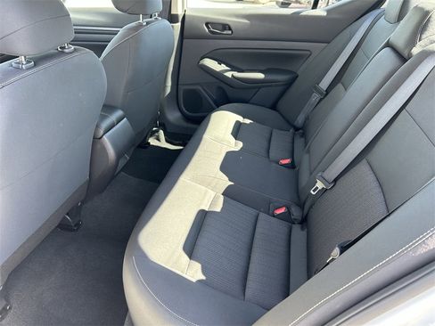 Used 2025 Nissan Altima 2.5 S image 13