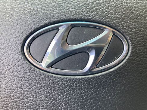 Used 2019 Hyundai Sonata SE image 26