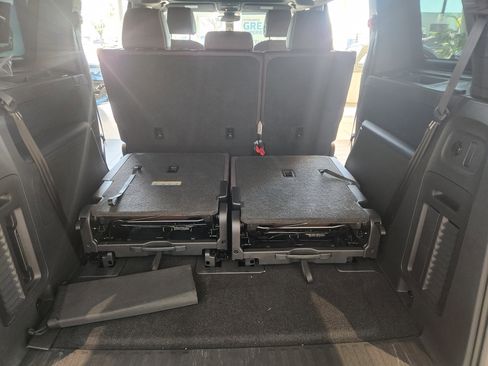 New 2025 Volkswagen ID. Buzz Pro S image 22