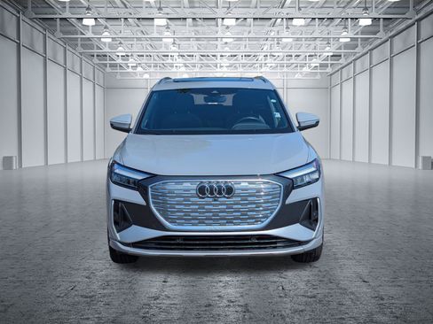 Used 2023 Audi Q4 e-tron Premium Plus AWD/4WD image 8