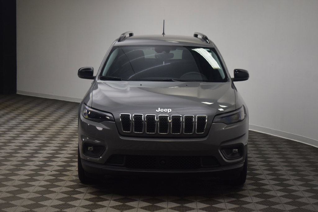 Used 2022 Jeep Cherokee Latitude Lux FWD image 16