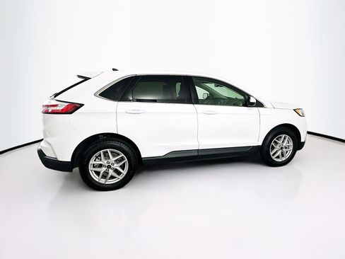 Used 2024 Ford Edge SEL image 10