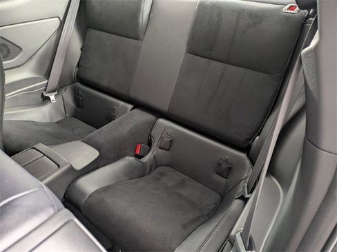Used 2025 Toyota GR86 Premium image 26