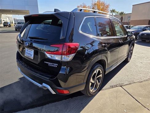 Used 2024 Subaru Forester Touring image 4