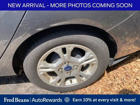 Used 2016 Ford Fiesta SE w/ Cold Weather Package FWD image 4