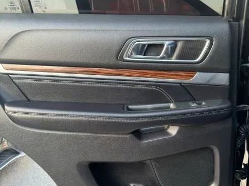 Used 2018 Ford Explorer Limited w/ Equipment Group 301A image 21