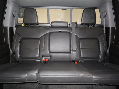 Used 2023 GMC Sierra 1500 SLT w/ SLT Premium Plus Package image 31