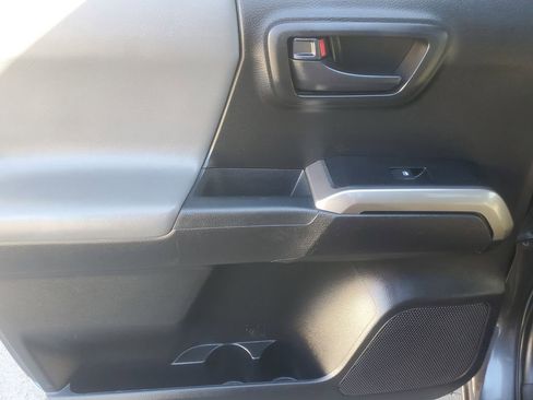 Used 2022 Toyota Tacoma SR5 image 14