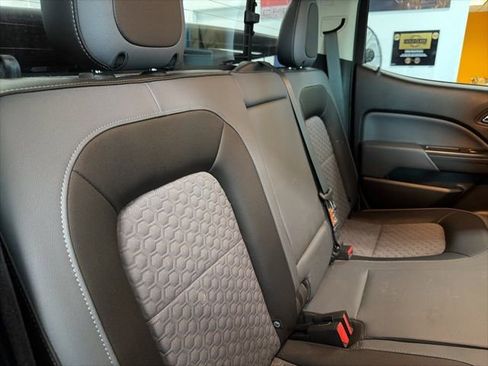 Used 2019 Chevrolet Colorado Z71 AWD/4WD image 26