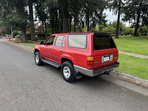 Used 1990 Toyota 4Runner SR5 AWD/4WD image 3