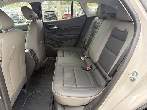 New 2026 Chevrolet Trax ACTIV FWD image 23