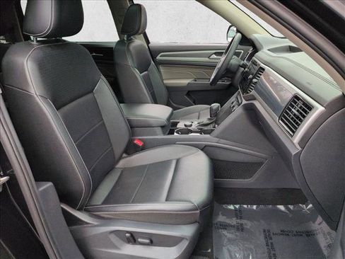 Used 2022 Volkswagen Atlas SEL R-Line image 23