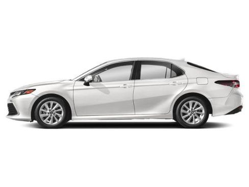 Certified 2023 Toyota Camry LE FWD image 3