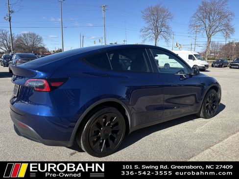 Used 2024 Tesla Model Y Long Range image 30