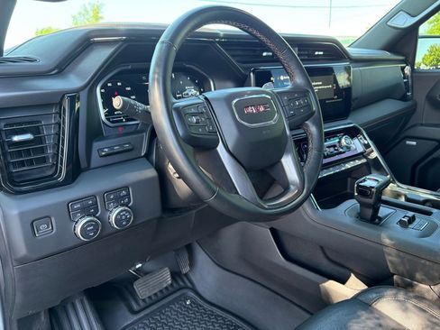 Certified 2023 GMC Sierra 1500 AT4 w/ AT4 Premium Package AWD/4WD image 14