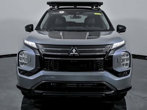 New 2025 Mitsubishi Outlander AWD image 4