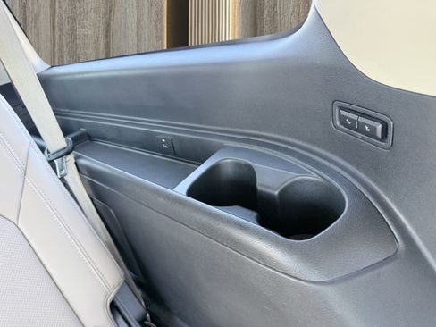 Used 2024 Ford Expedition Max Limited image 40