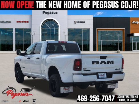 New 2027 RAM 3500 Big Horn AWD/4WD image 5
