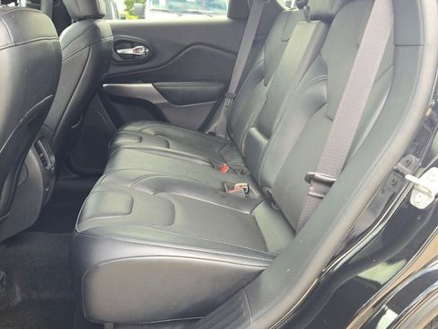 Used 2022 Jeep Cherokee Limited AWD/4WD image 18