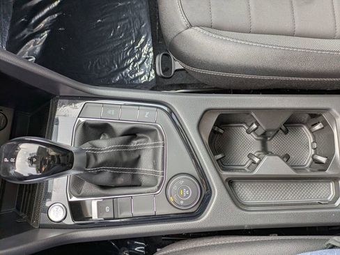 New 2026 Volkswagen Taos SE AWD/4WD image 27