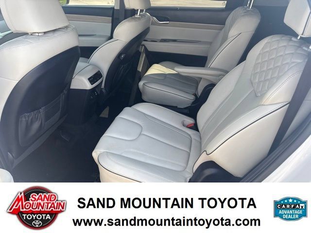 Used 2022 Hyundai Palisade Limited FWD image 11