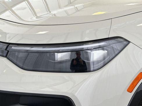 New 2026 Volkswagen Tiguan SE R-Line image 11