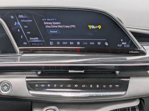 Certified 2023 Cadillac Escalade Sport w/ LPO, ONYX Package AWD/4WD image 20