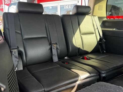Used 2013 GMC Yukon Denali AWD/4WD image 21