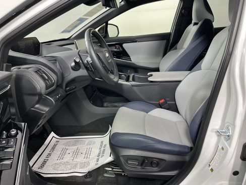 Used 2023 Subaru Solterra AWD image 10