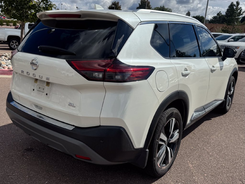 Used 2021 Nissan Rogue SL w/ Premium Package FWD image 6