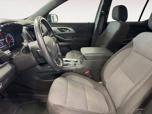Used 2022 Chevrolet Traverse LT w/ LPO, Floor Liner Package AWD/4WD image 8