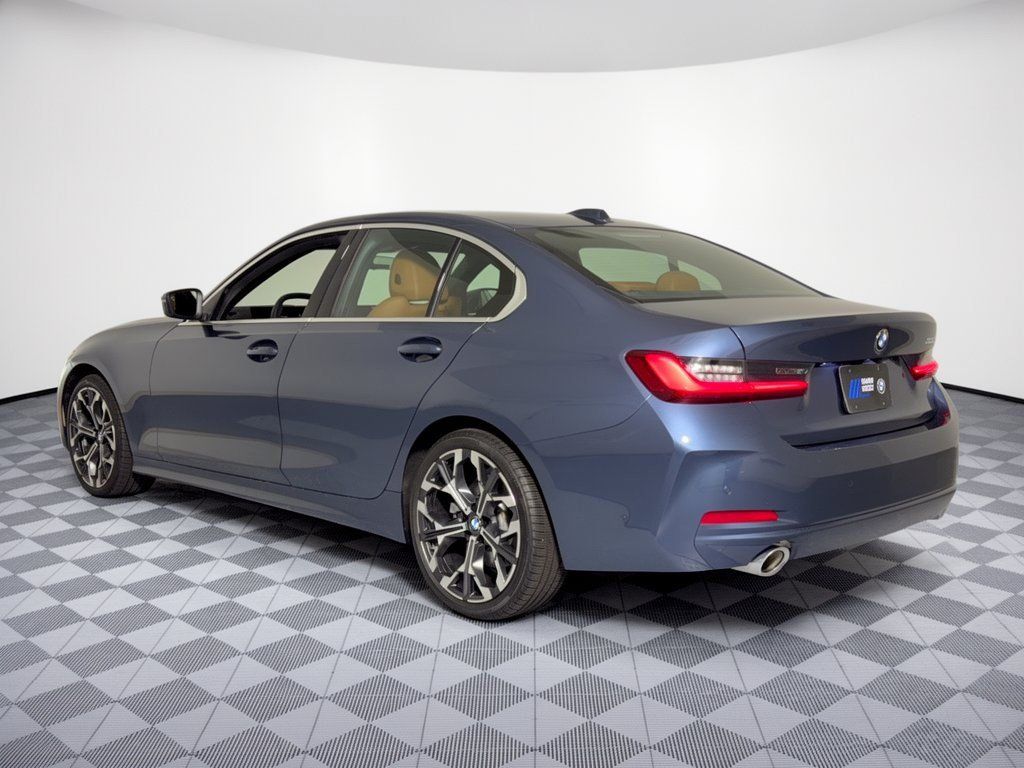 Used 2026 BMW 330i Sedan w/ Premium Package RWD image 3