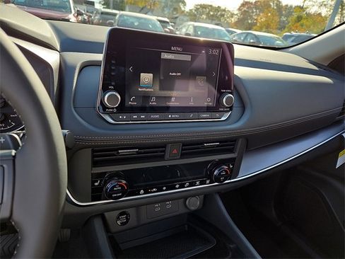 New 2026 Nissan Rogue SV image 8