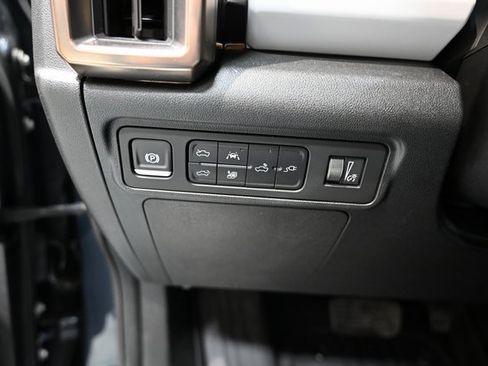 Used 2025 GMC Hummer EV 2X w/ LPO, Dark Essentials Package image 27