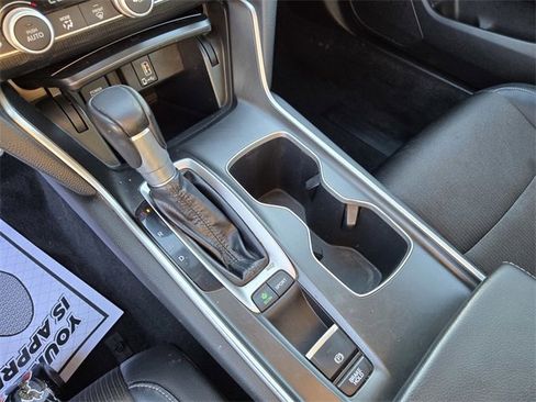 Used 2018 Honda Accord Sport image 25