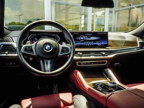Used 2025 BMW X6 xDrive40i w/ Executive Package AWD/4WD image 19