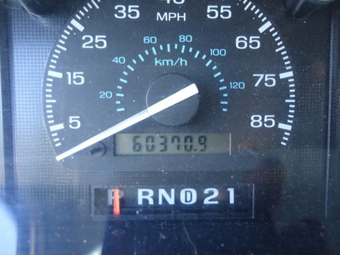 Used 1994 Ford E-350 and Econoline 350 Chateau RWD image 15